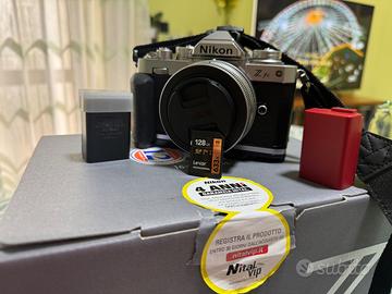 NIKON Z fc + 16-50