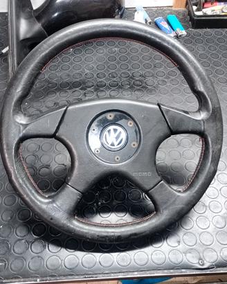 volante sportivo Momo 