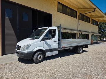 Mercedes Sprinter cassone lungo