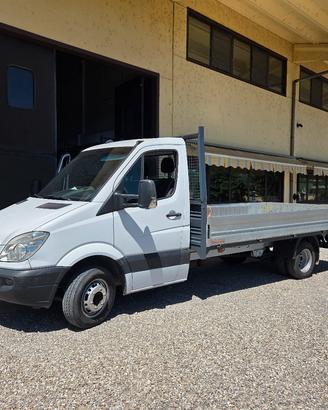 Mercedes Sprinter cassone lungo