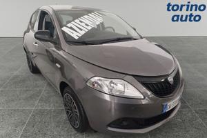 Lancia Ypsilon Ibrida SILVER PLUS