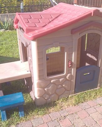 Casetta da giardino Little Tikes