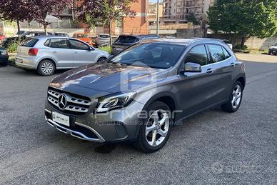MERCEDES GLA 180 d Automatic Sport