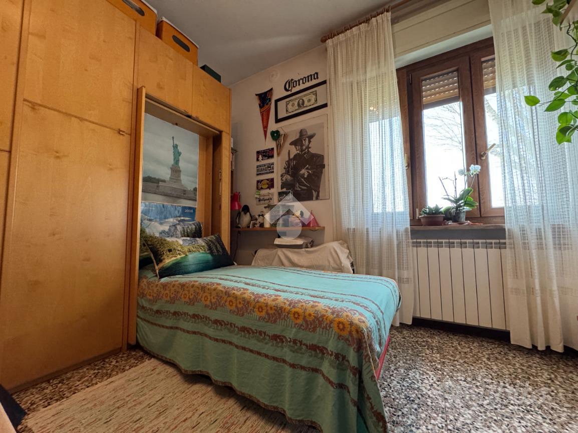 BIFAMILIARE A GALLIATE - Vista 6