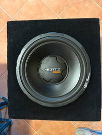 Subwoofer Hertz diametro 38 in cassa reflex