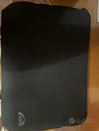 Custodia per MacBook/ pc 15”