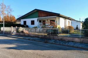 ESCLUSIVA VILLA TRICAMERE CON GIARDINO - indipe...