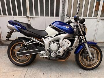 Yamaha FZ6 - 2004