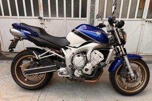 Yamaha FZ6 - 2004
