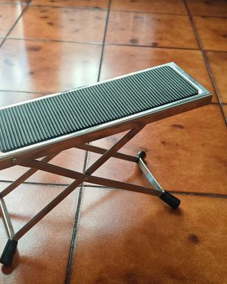 POGGIAPIEDE PER CHITARRA