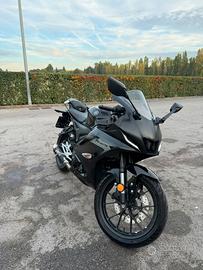 Yamaha YZF R125 full black