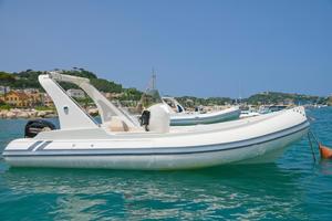 Gommone Revenger 19,5 con Mercury 40/70