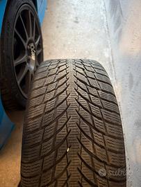 Gomme invernali nokian 225/40R18