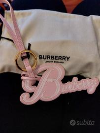 Portachiavi Burberry in  pelle rosa nuovo