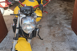 Yamaha fz6 600 ancora nuovo