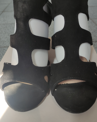 Scarpe con tacco, nere, n. 39