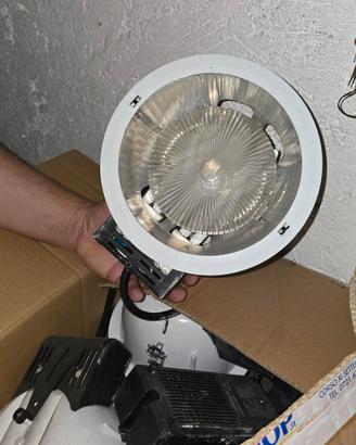 Faro/luce incasso a soffitto bianco