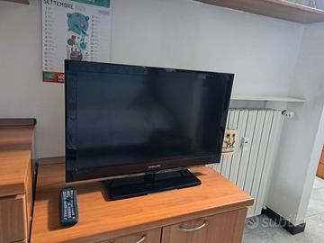TV Samsung 32" LCD – modello C/DVB‑T HD (2011)