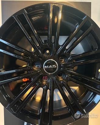 4 CERCHI 18 MAK YORK X LAND ROVER DISCOVERY DEFEND