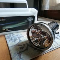 TORCIA LED FENIX TK75 2900LUMEN