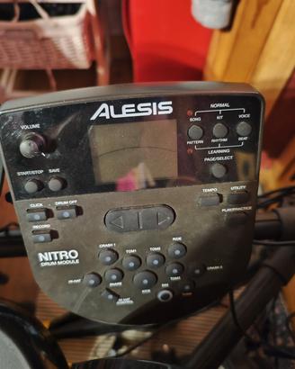 Batteria elettronica Alesis Nitro pari al nuovo 