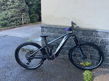 Giant Reign E+ 2 2022 e bike Enduro 170mm -94%