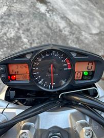 🏍️ Suzuki GSR 600 – 31.100 km – €2.800