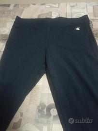 2 leggins palestra tg M (14€) 7€  l'uno 