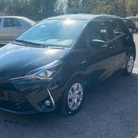 Toyota Yaris 1.5 Hybrid Allestimento Active