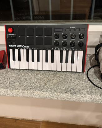 Home Studio AKAI + Scarlett + DT770 Bundle