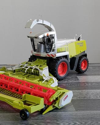 Claas ru 600