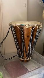 Djembe africano originale dal Marocco tamburo