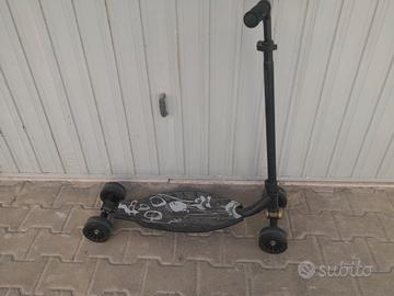 Monopattino Oxelo 4 ruote
