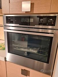 Forno Electrolux FQV303XEV