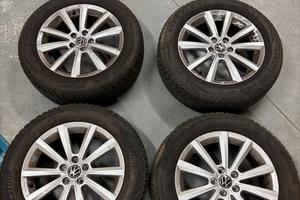 Annuncio 4 Cerchi in lega e gomme Taigo/T-CROSS/Po