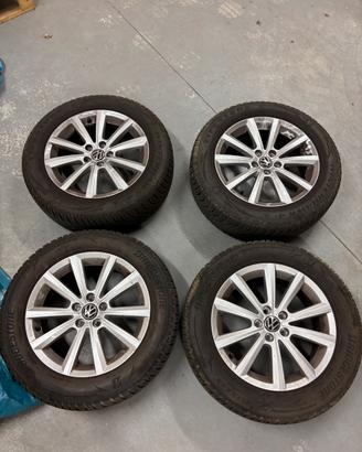 Annuncio 4 Cerchi in lega e gomme Taigo/T-CROSS/Po