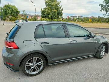 Golf 7,5 R-LINE1.6 TDI 116 CV