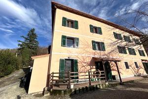 5 LOCALI A SERRA RICCÒ