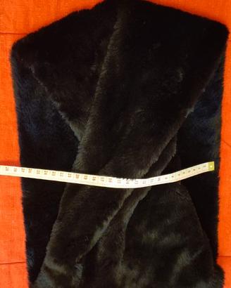 Sciarpa in ecopelliccia chiusa Primark