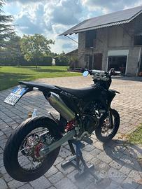 Fantic Motard 125 - 2024