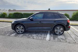 Audi Q5 S tronic 190cv