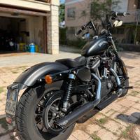 Harley Davidson 883 sportster iron