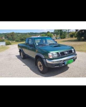 nissan navara