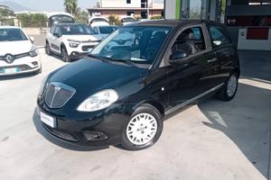 Lancia Ypsilon 1.3 MJT 75 CV Platinum