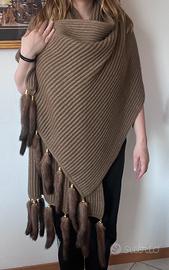 Sciarpa - Stola con 16 code vero visone.