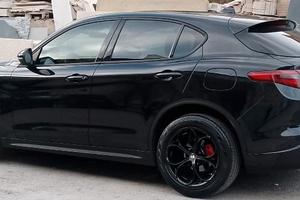 stelvio alfa romeo Q4