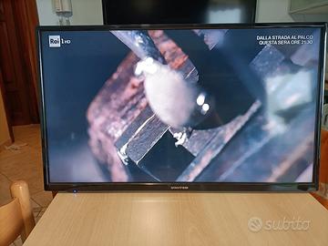 Televisore United LED 32X26