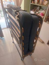 letto singolo pieghevole con materasso