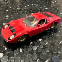 Lamborghini Miura 1:18
