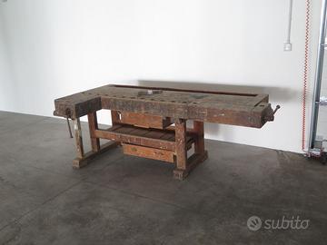 IMPONENTE BANCO DA FALEGNAME PROFFESSIONALE